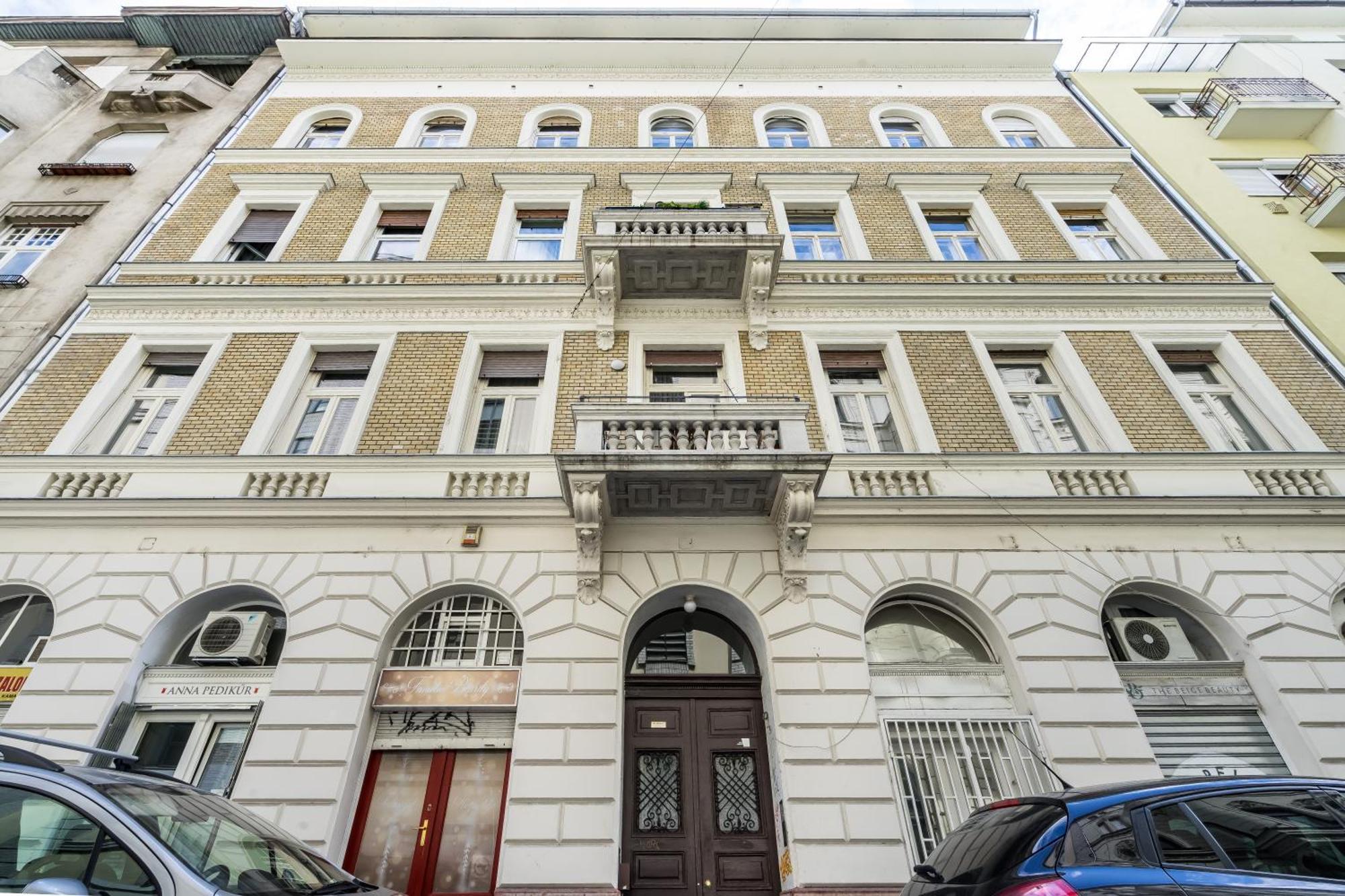 Cozy 2 Bedroom 2 Bathroom Apartment In The City Centre Budapesta Exterior foto